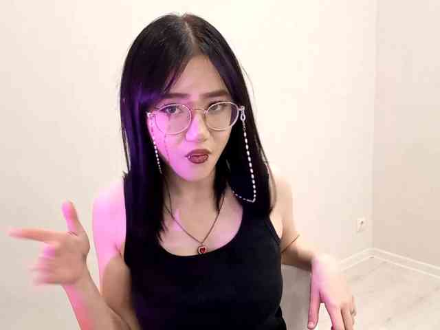 MyrleHenggeler webcam