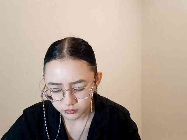 MyrleHenggeler webcam