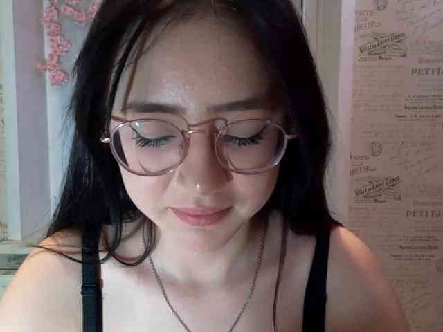 MyrleHenggeler webcam