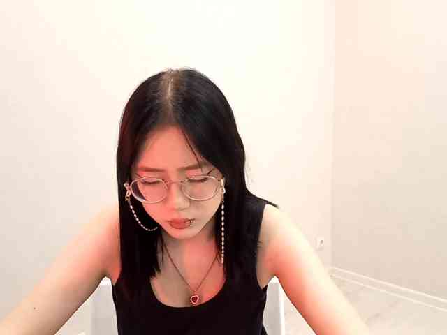 MyrleHenggeler webcam