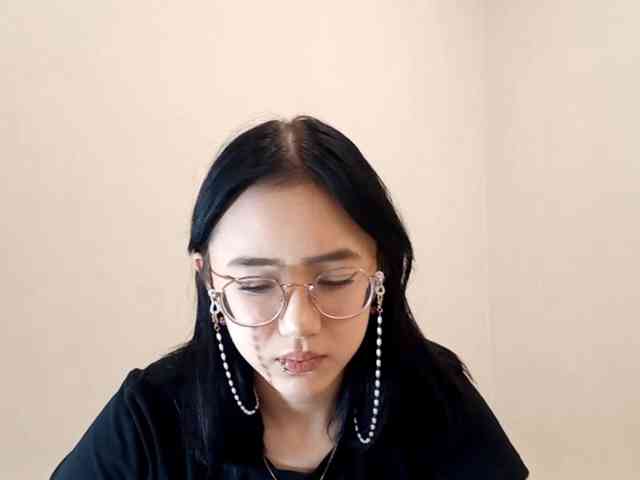 MyrleHenggeler webcam