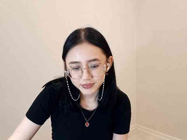 MyrleHenggeler webcam