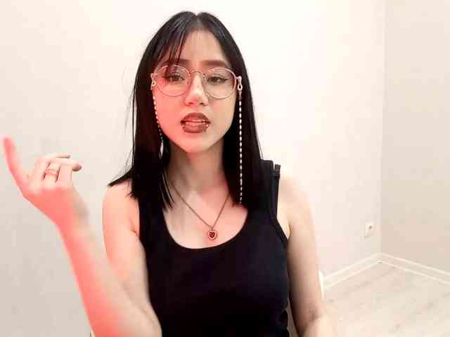 MyrleHenggeler webcam