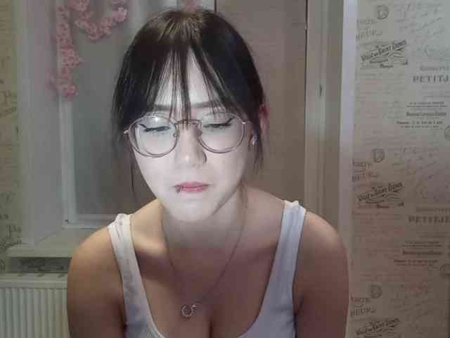 MyrleHenggeler webcam
