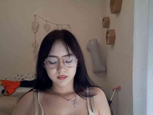 MyrleHenggeler webcam