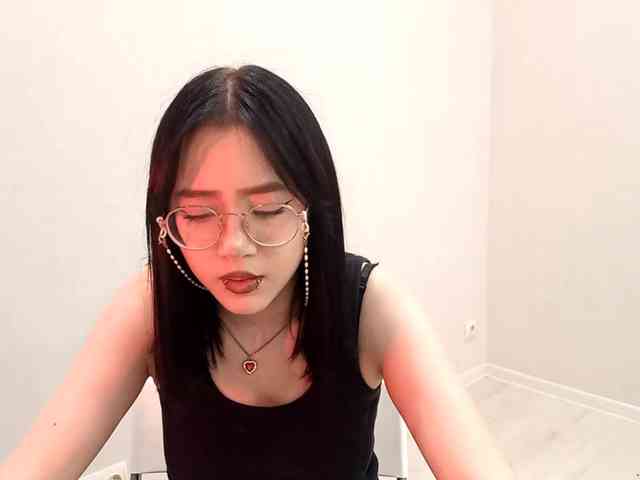 MyrleHenggeler webcam