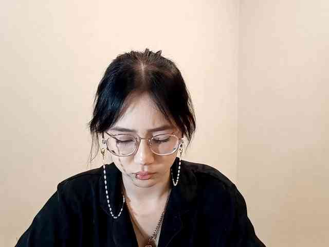 MyrleHenggeler webcam