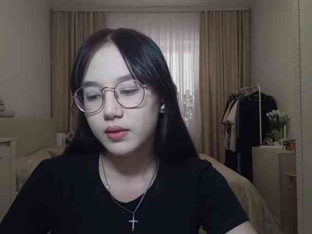 MyrleHenggeler webcam