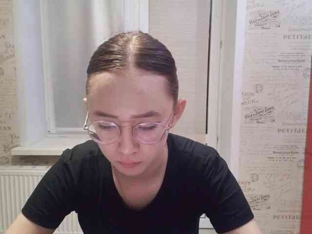 MyrleHenggeler webcam