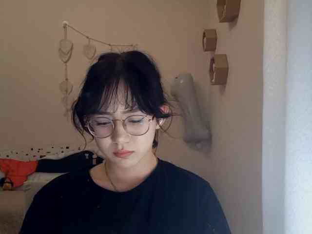 MyrleHenggeler webcam