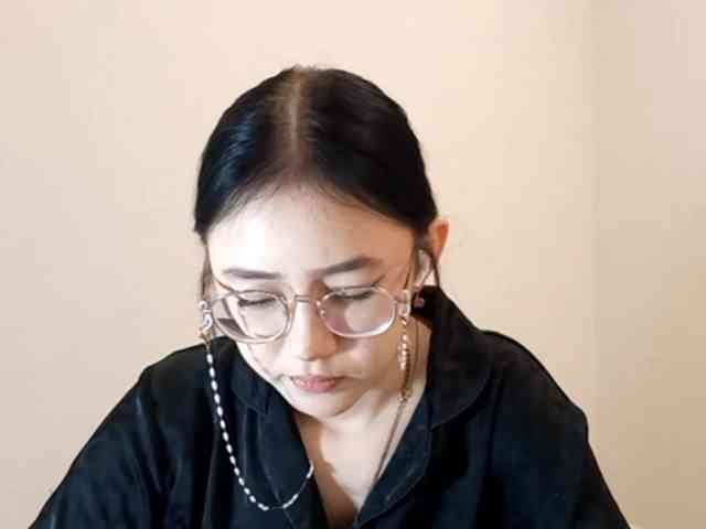 MyrleHenggeler webcam