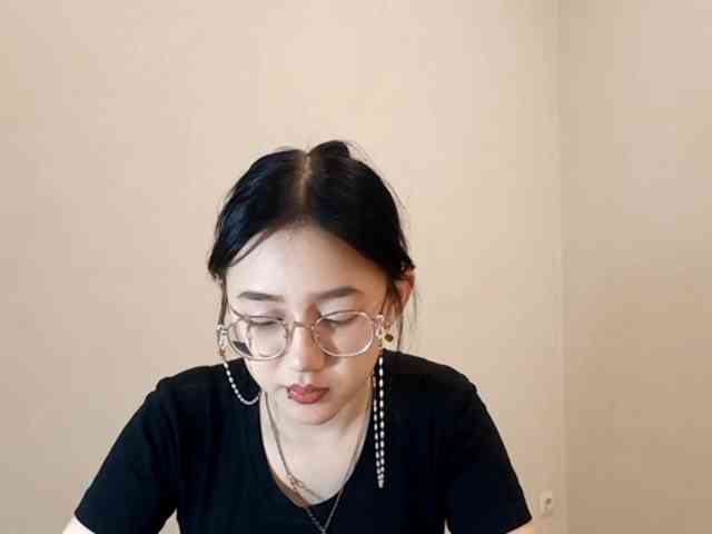 MyrleHenggeler webcam