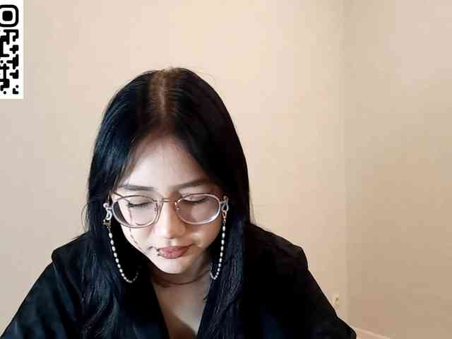 MyrleHenggeler webcam