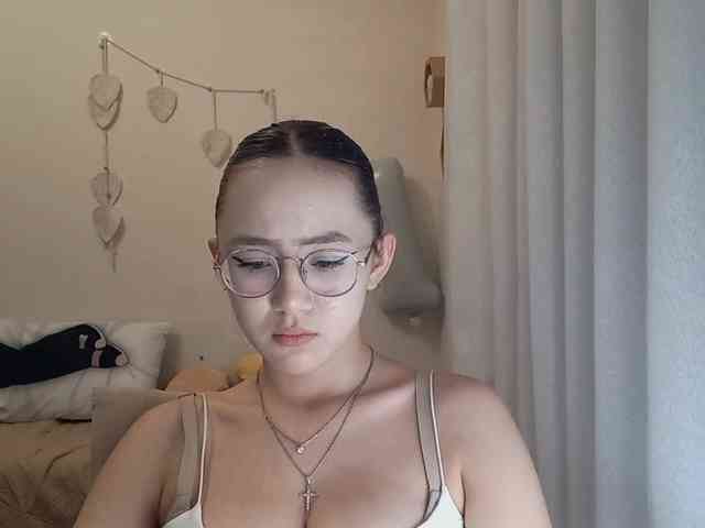 MyrleHenggeler webcam