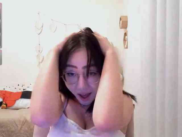 MyrleHenggeler webcam
