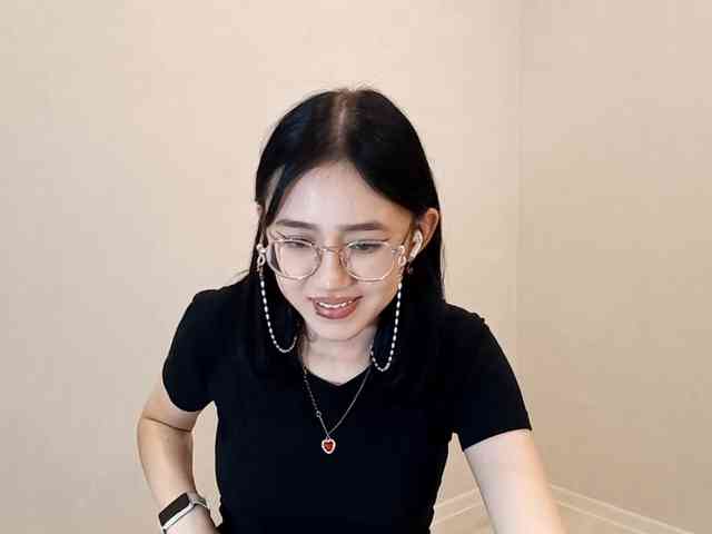 MyrleHenggeler webcam