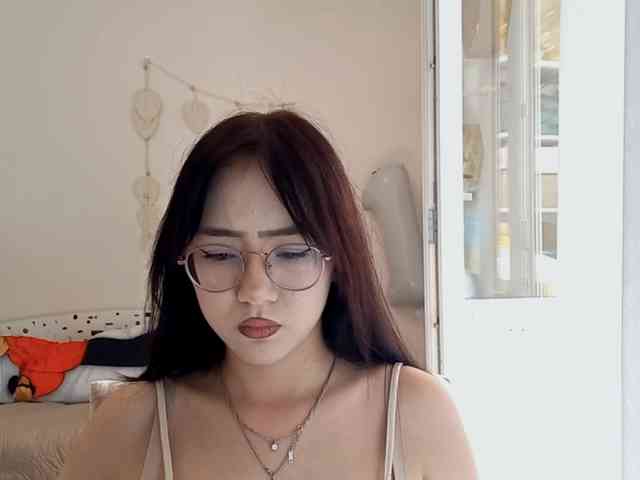 MyrleHenggeler webcam