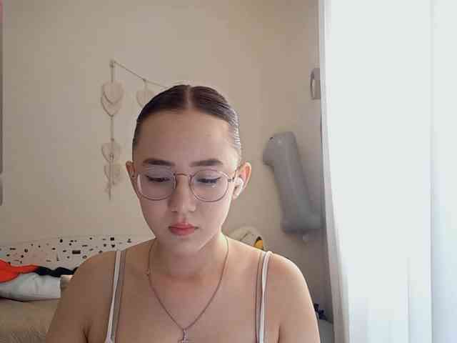 MyrleHenggeler webcam
