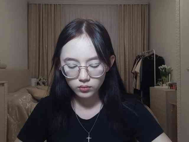MyrleHenggeler webcam