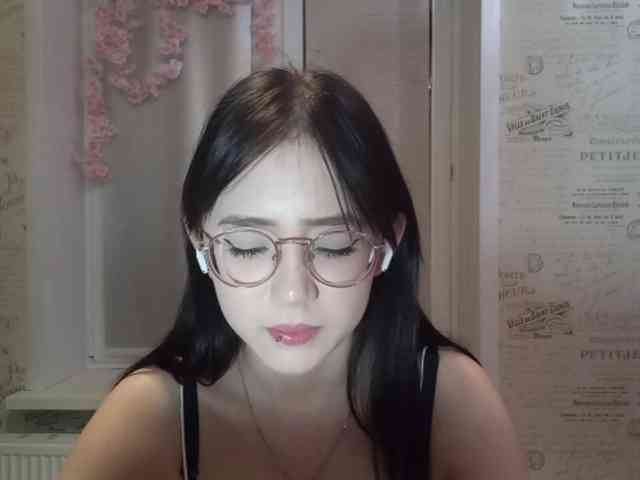 MyrleHenggeler webcam