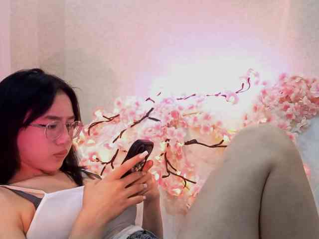 MyrleHenggeler webcam
