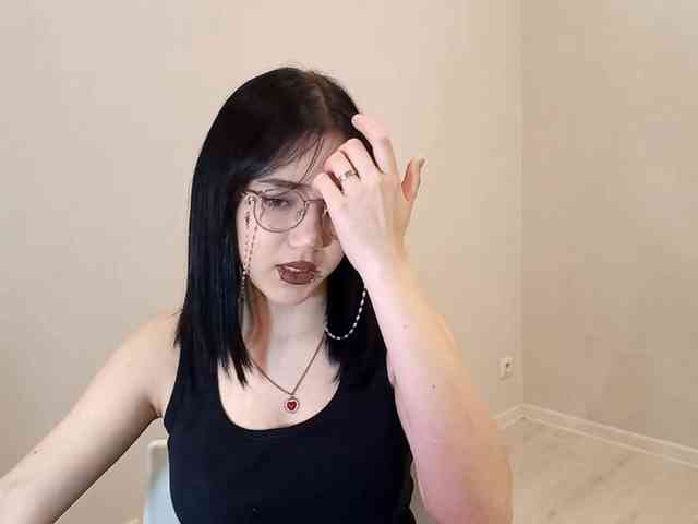 MyrleHenggeler webcam