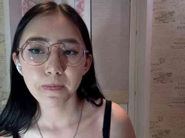 MyrleHenggeler webcam