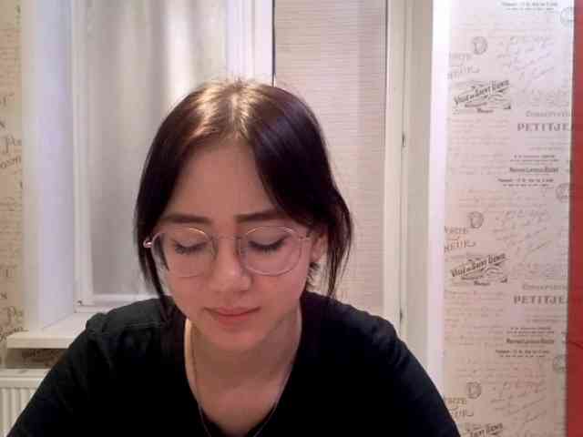 MyrleHenggeler webcam