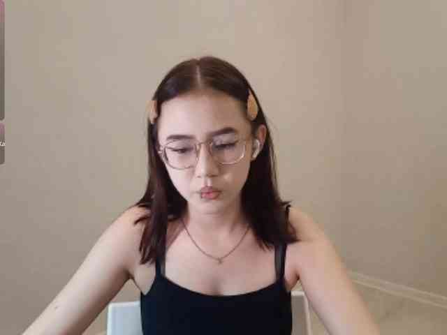 MyrleHenggeler webcam