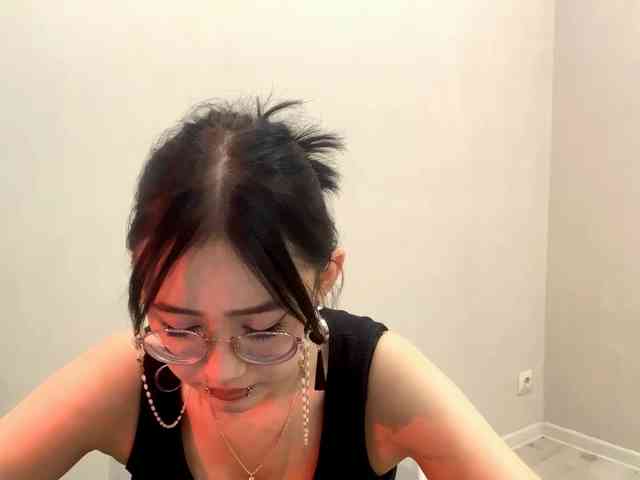 MyrleHenggeler webcam