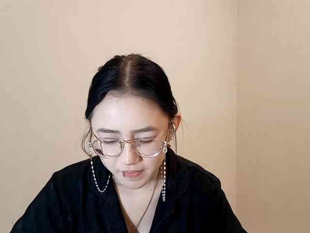 MyrleHenggeler webcam