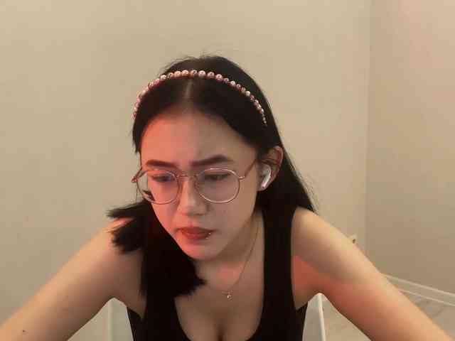 MyrleHenggeler webcam