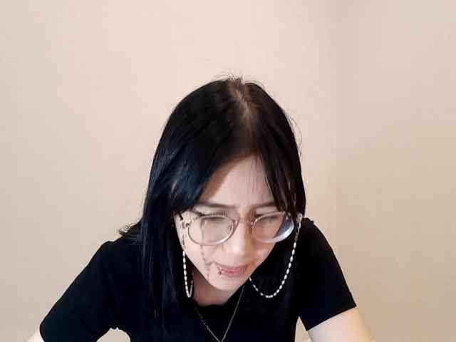 MyrleHenggeler webcam