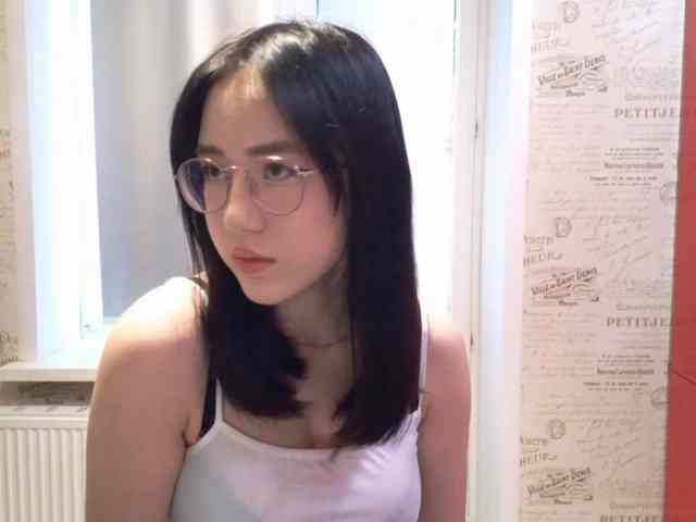 MyrleHenggeler webcam