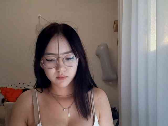 MyrleHenggeler webcam