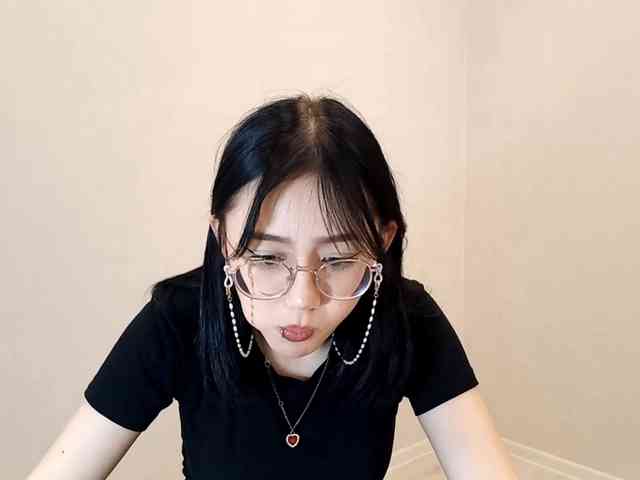 MyrleHenggeler webcam