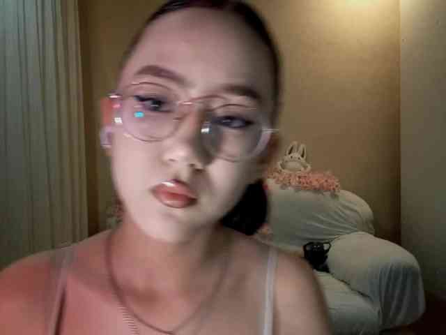 MyrleHenggeler webcam