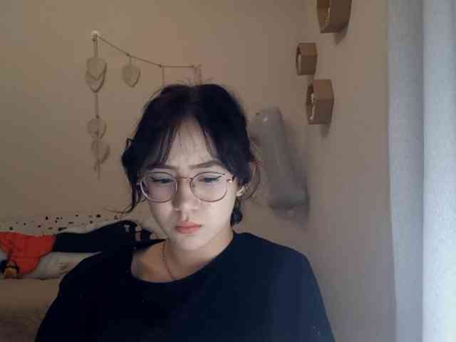 MyrleHenggeler webcam
