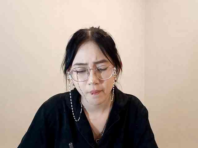 MyrleHenggeler webcam