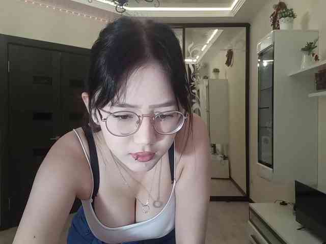 MyrleHenggeler webcam