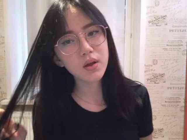 MyrleHenggeler webcam
