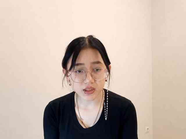 MyrleHenggeler webcam