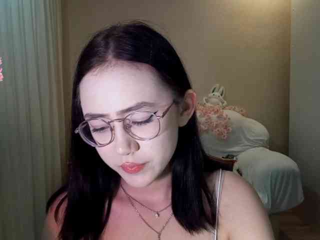 MyrleHenggeler webcam