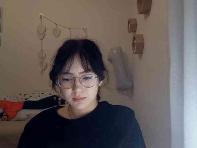 MyrleHenggeler webcam
