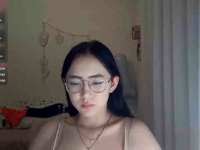 live cam online MyrleHenggeler
