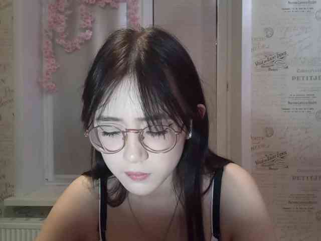 MyrleHenggeler webcam