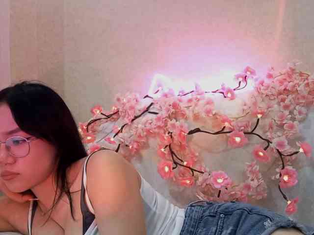 MyrleHenggeler webcam