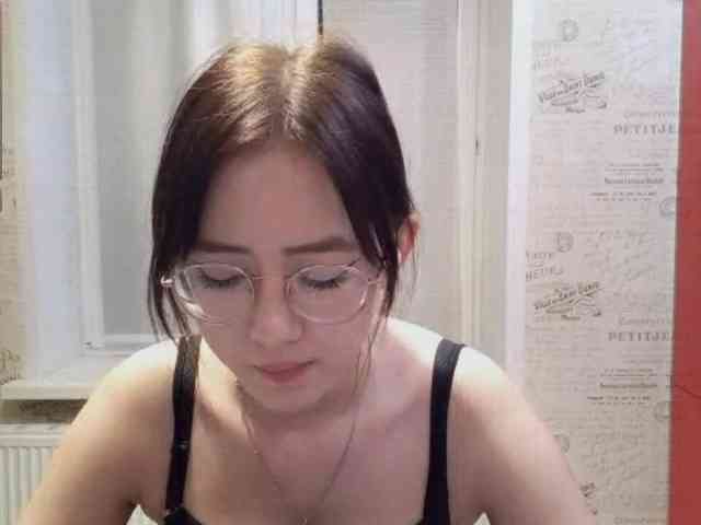 MyrleHenggeler webcam