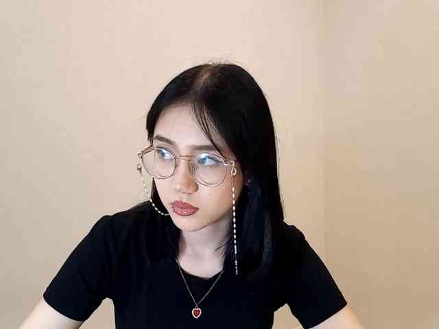 MyrleHenggeler webcam