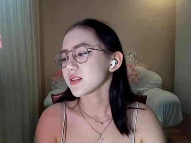 MyrleHenggeler webcam